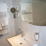 Bayerischer Hof 3*