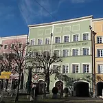 Bayerischer Hof 3*