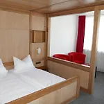 Bayerischer Hof فندق بورغهاوزن