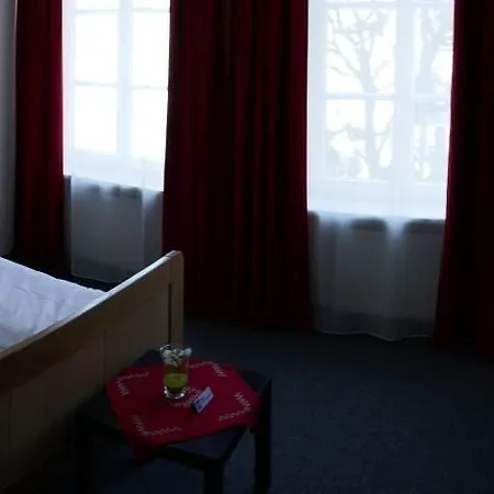 Bayerischer Hof Hotell 3*