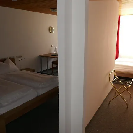 Bayerischer Hof 3*