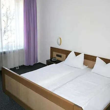 Bayerischer Hof 3* Burghausen