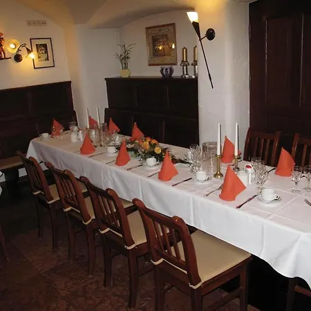 Bayerischer Hof 3*