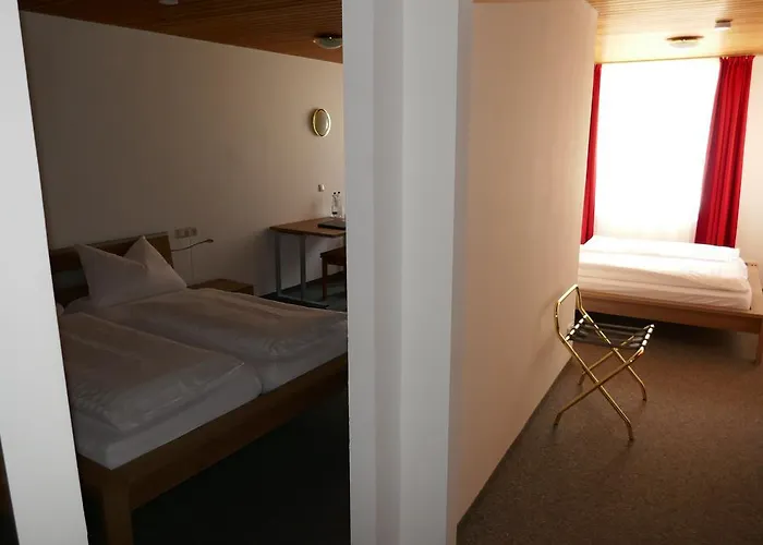 Bayerischer Hof 3*