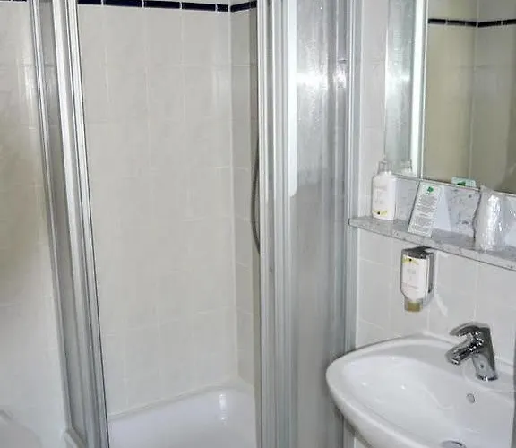 Bayerischer Hof 3*
