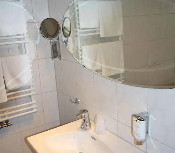 Bayerischer Hof 3*
